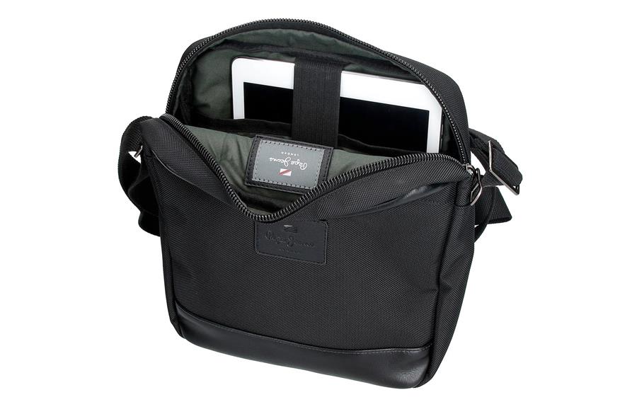 Torbica-veca-SANDER-Pepe-Jeans-crna-poliester-eko-koza-4 | PackUP crna