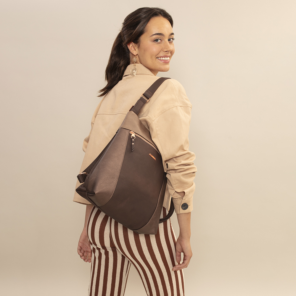 Elma-zenski-ranactorba-Gabol-braon-7 | PackUP