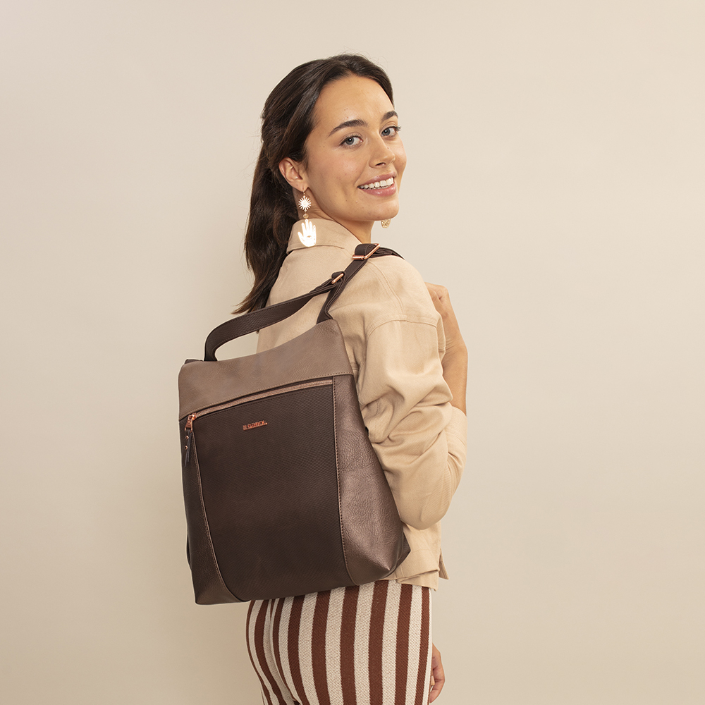 Elma-zenski-ranactorba-Gabol-braon-9 | PackUP