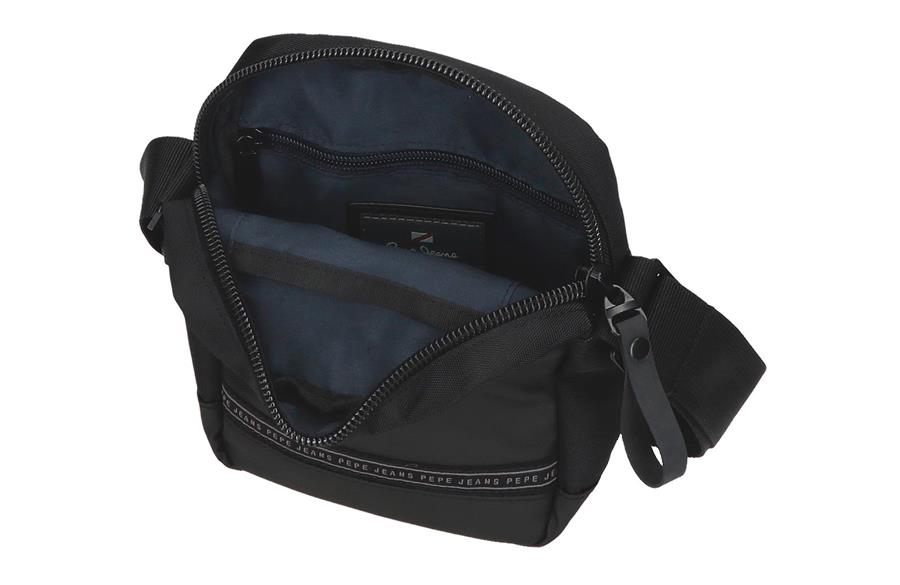 STRATFORD-Urban-Jeans-muska-torbica-crna-17x22x7-3 | PackUP