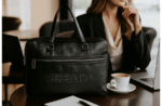 Bera-zenska-torba-za-laptop-Pepe-Jeans-crna-10 | PackUP